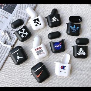 Apple AirPods case cover